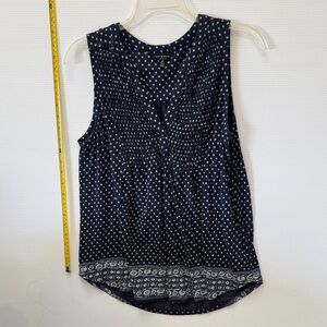 Lucky Brand Navy and White Patterned Sleeveless Blouse.